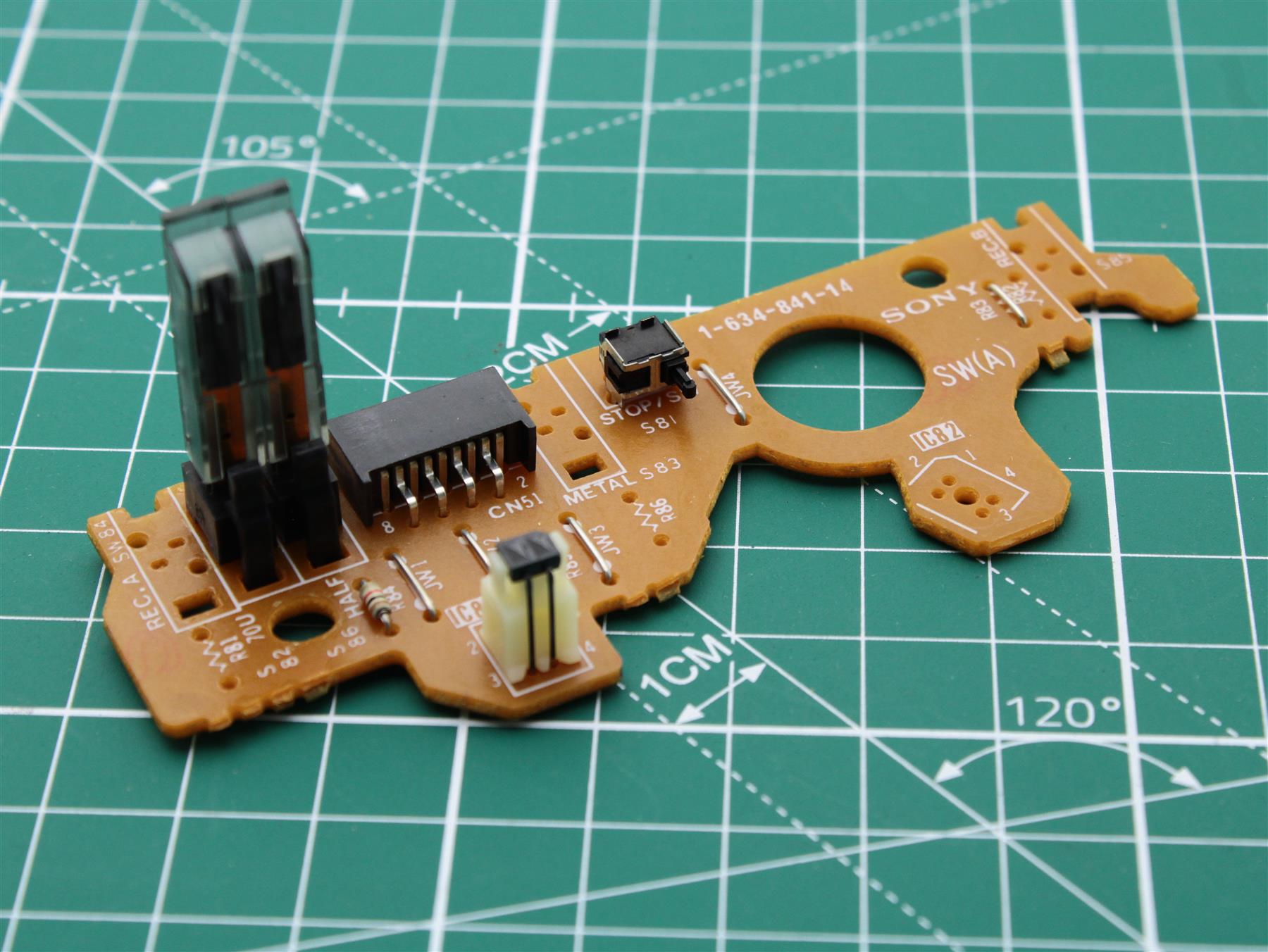 Sony Número de Parte 1-634-841-11 PLACA SW-A Pos.(118)