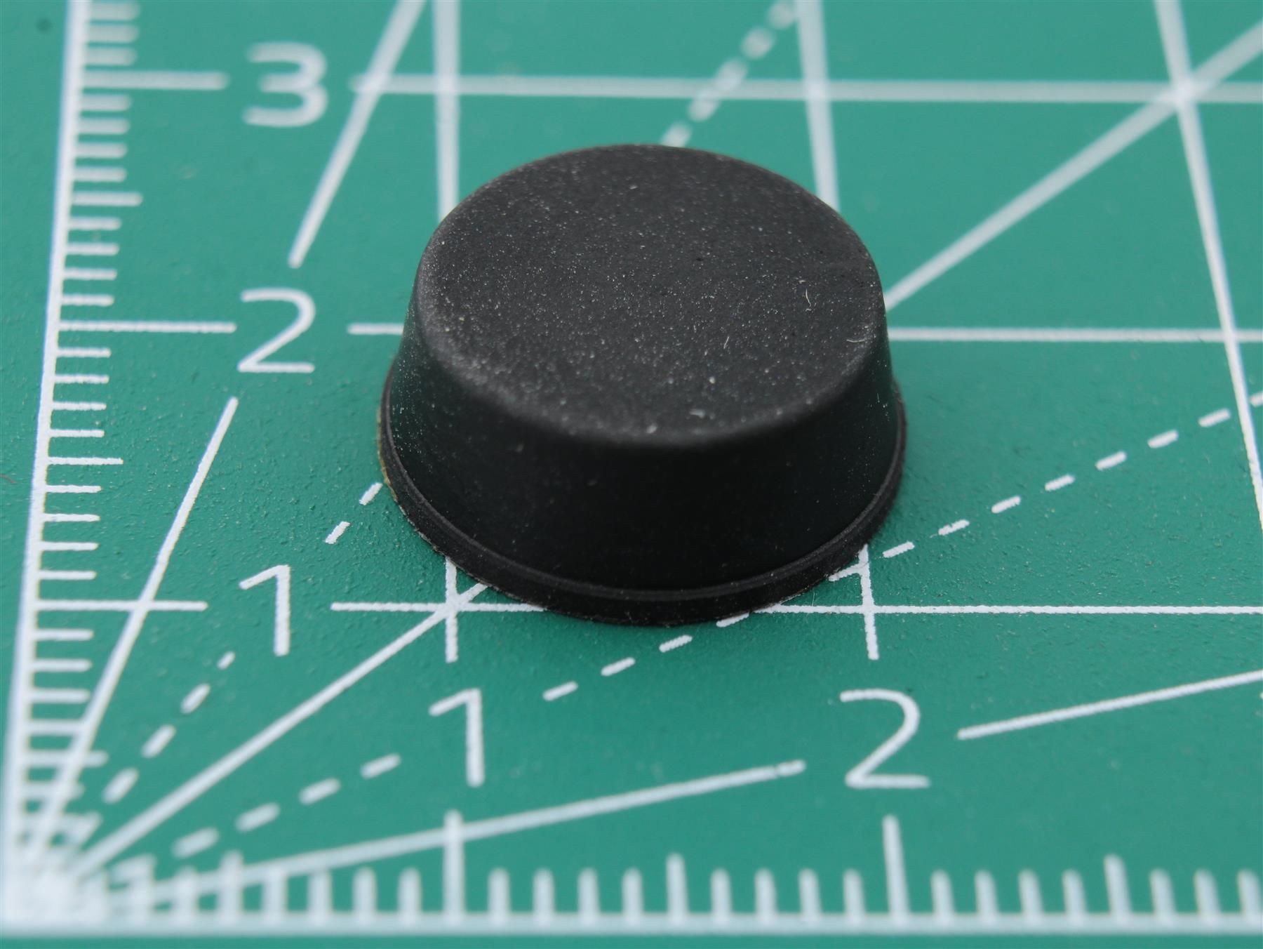 Pie de Goma Redondo Autoadhesivo Ø13mm x Ø11,4mm x Altura 5mm