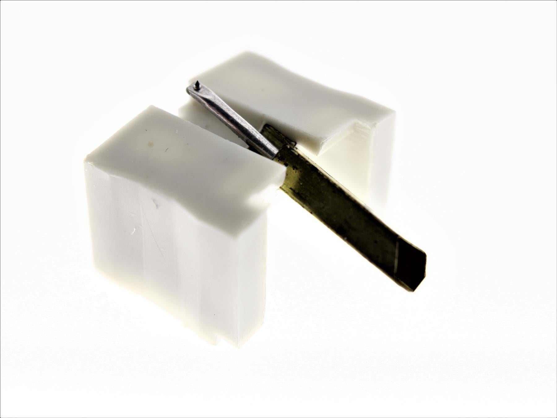 Aguja para tocadiscos N254-C9-DC con punta esférica diamantada