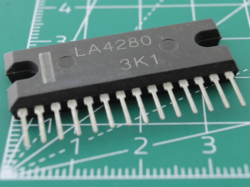 LA4280 Integrated Circuit