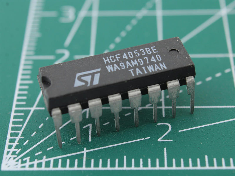 HCF4053BE Integrated Circuit